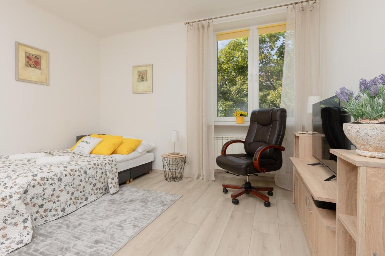 Raclawicka Cozy Studio Apartment By Noclegi Renters Varsóvia Exterior foto